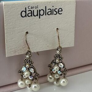 VTG Carol Dauplaise Pearl Rhinestone Chandelier Earrings Womens Gold Tone Dangle